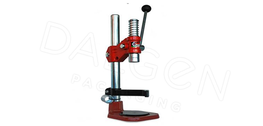 MANUAL CROWN CAPPING MACHINE